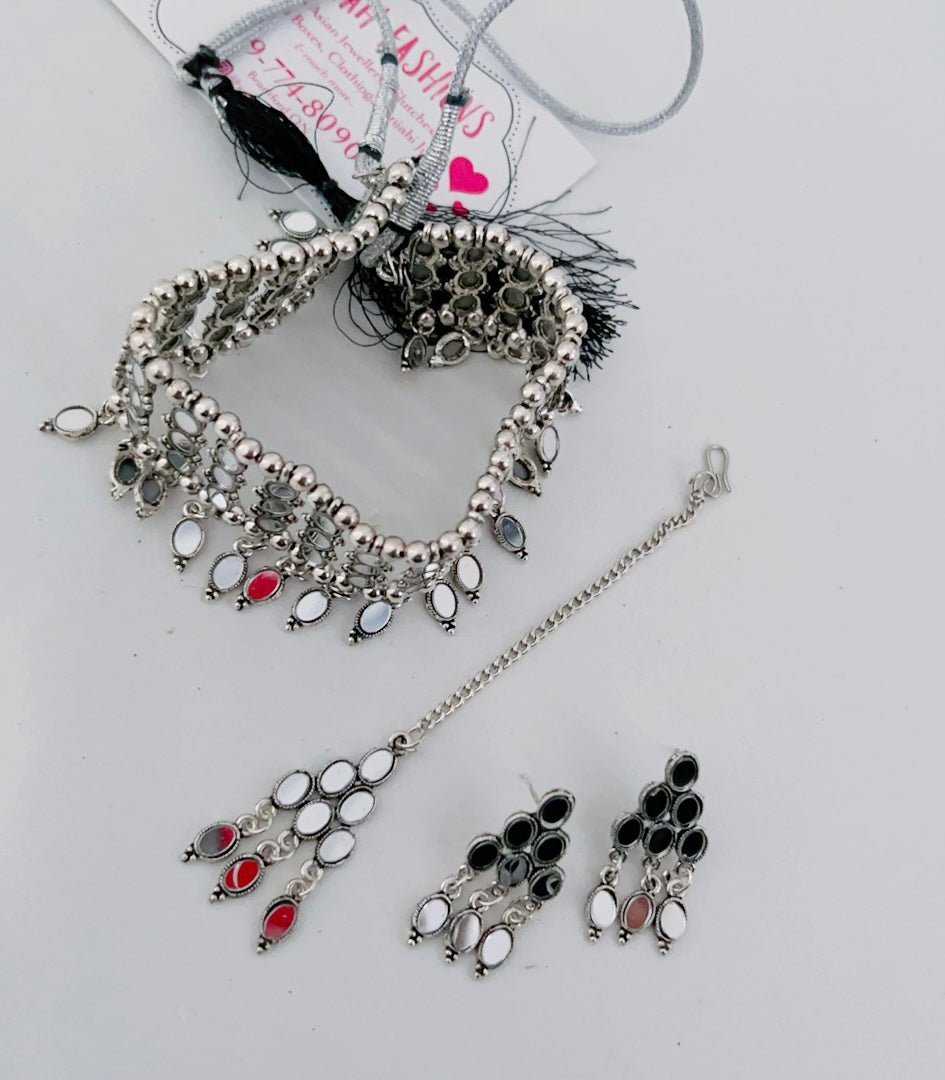 Shallu Necklace Set