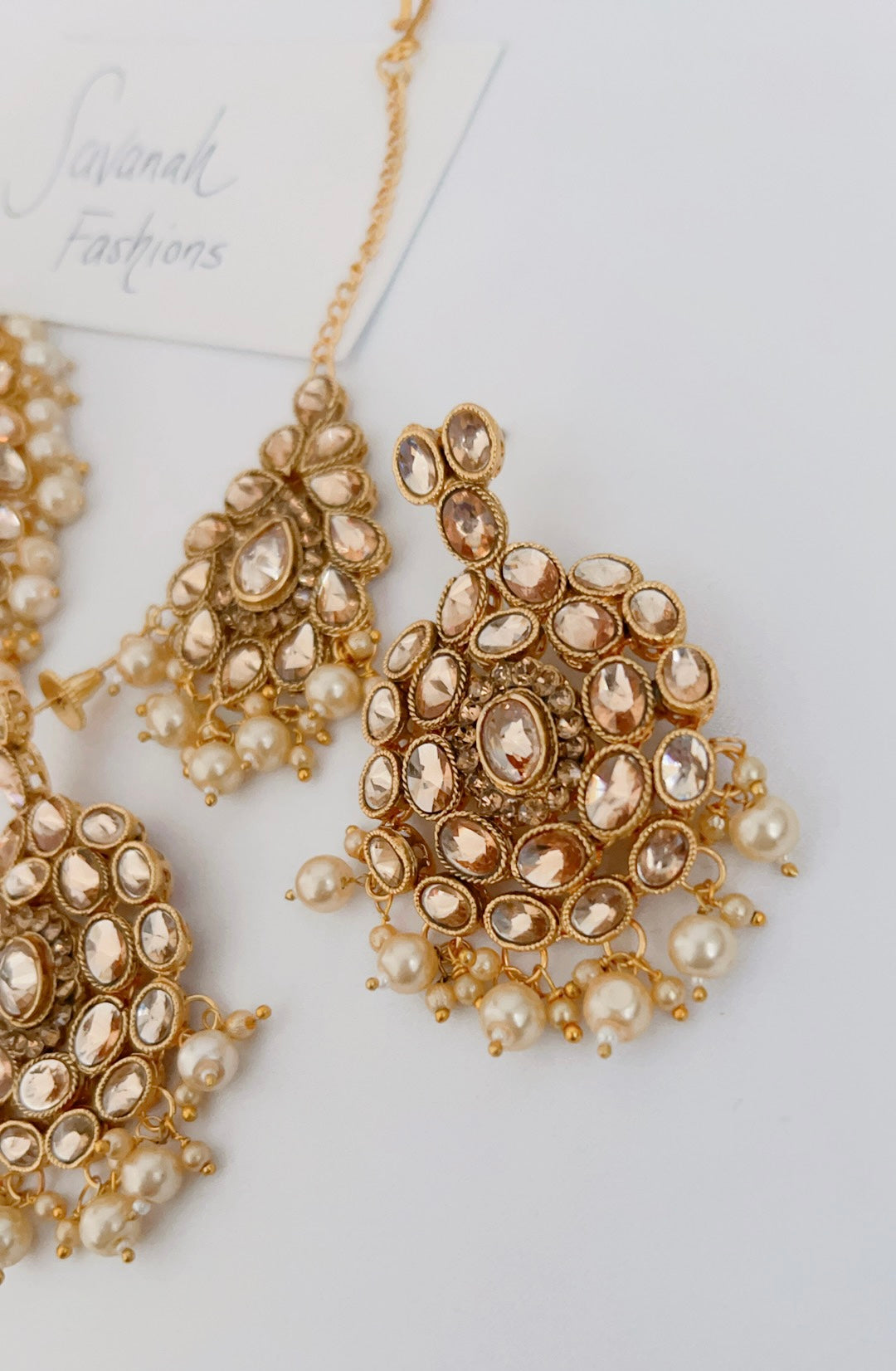 Raiya Necklace Set