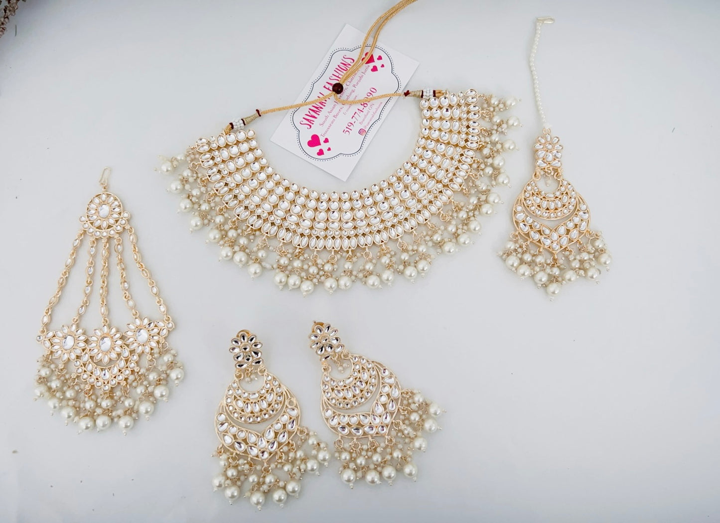 Sushila Necklace Set