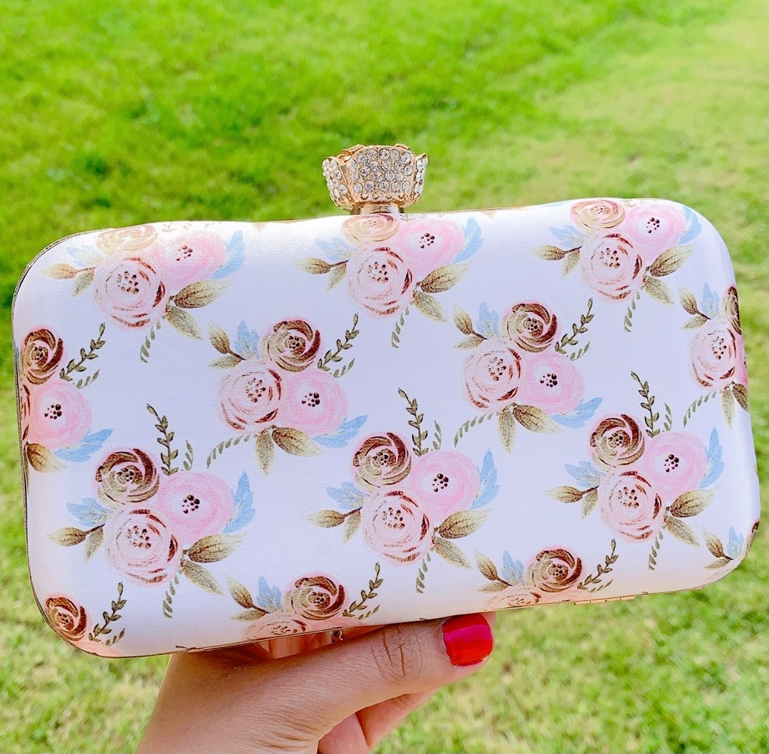 Stara Clutch