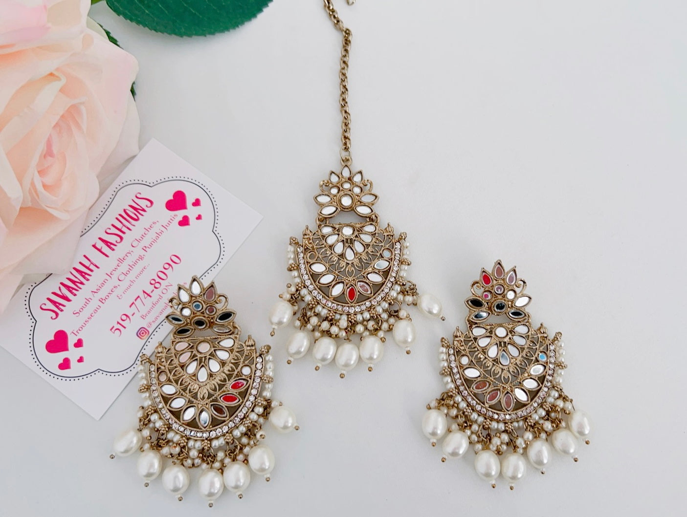 Gehna Tikka Set
