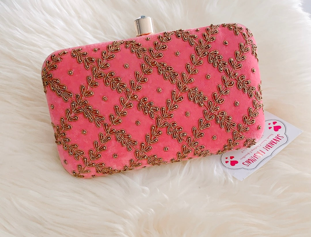 Henna Clutch