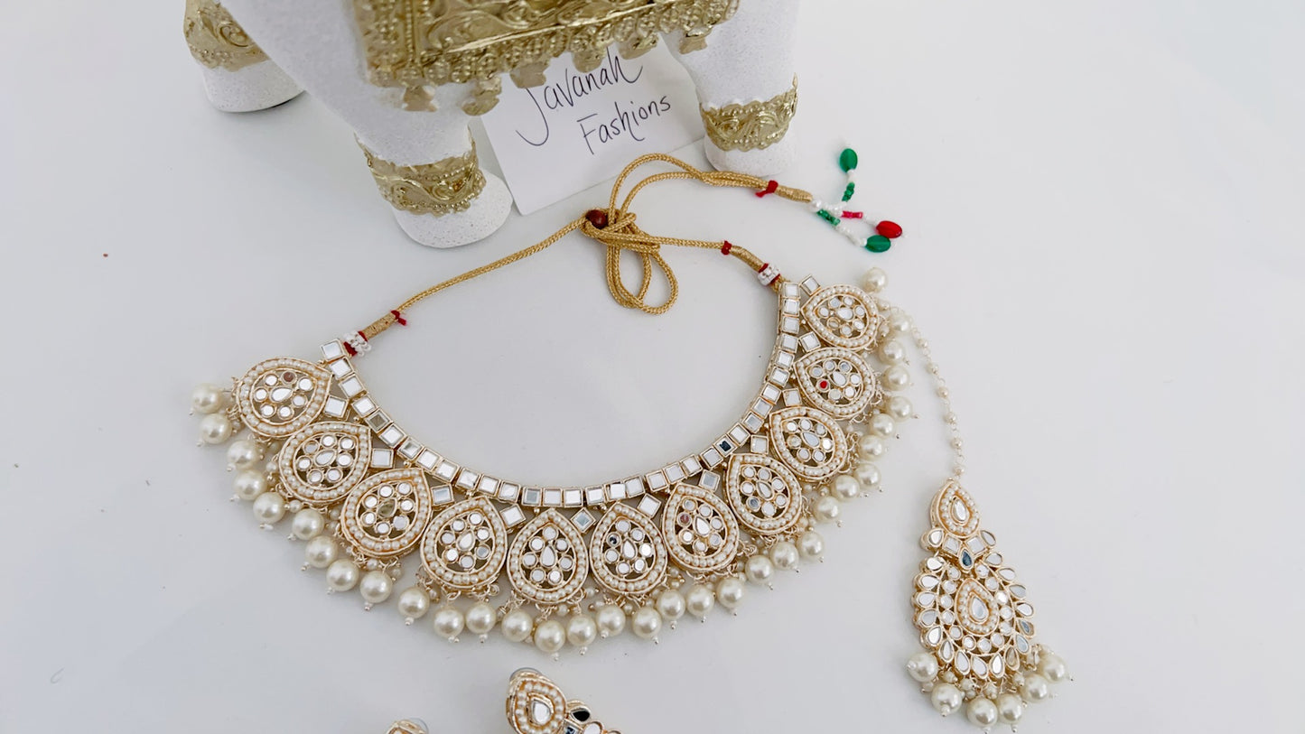Mehar Necklace Set
