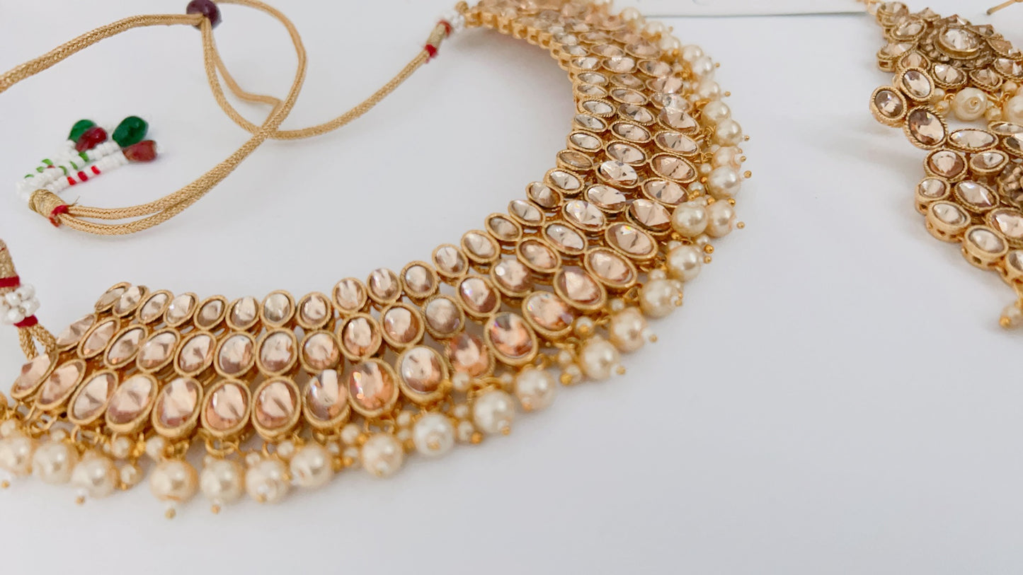 Raiya Necklace Set