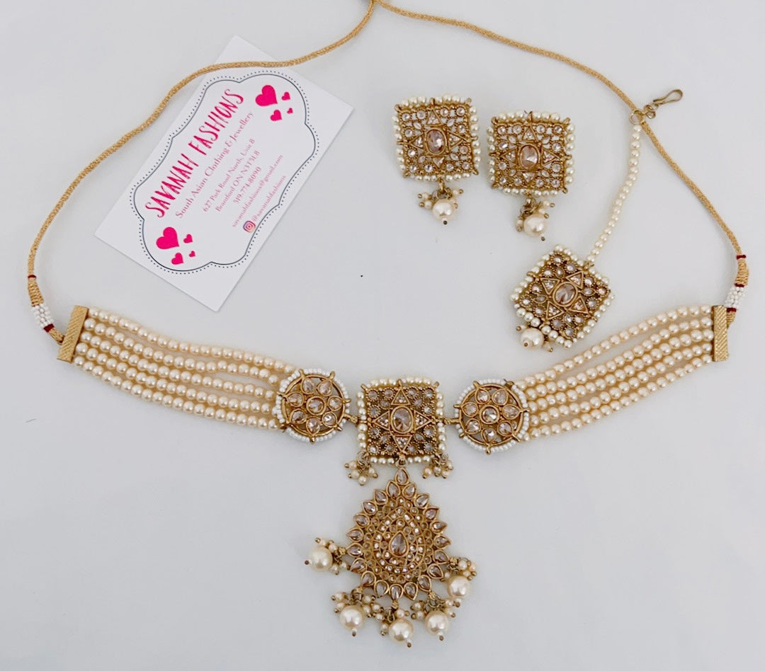 Clytie Necklace Set