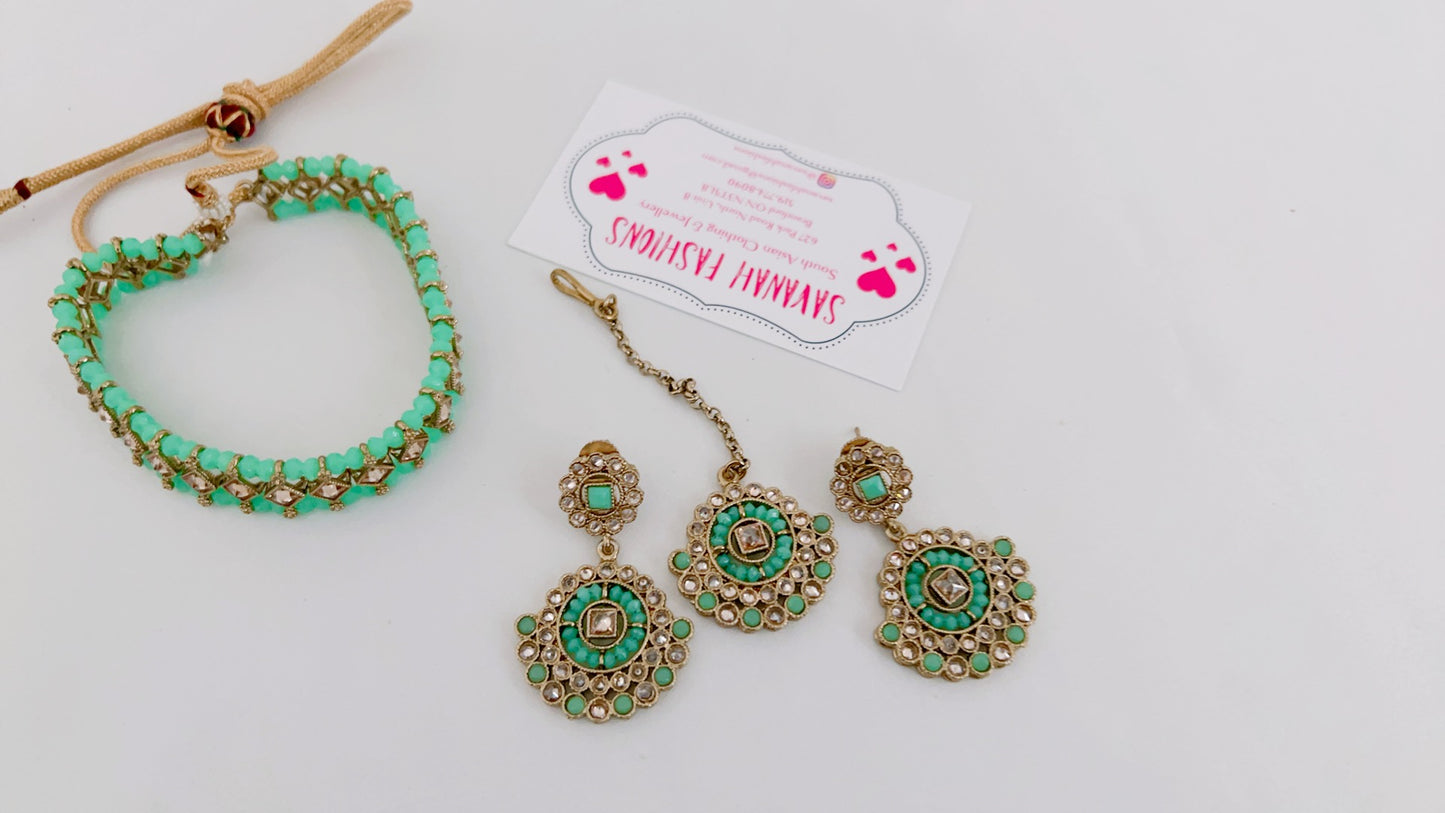 Neith Necklace Set