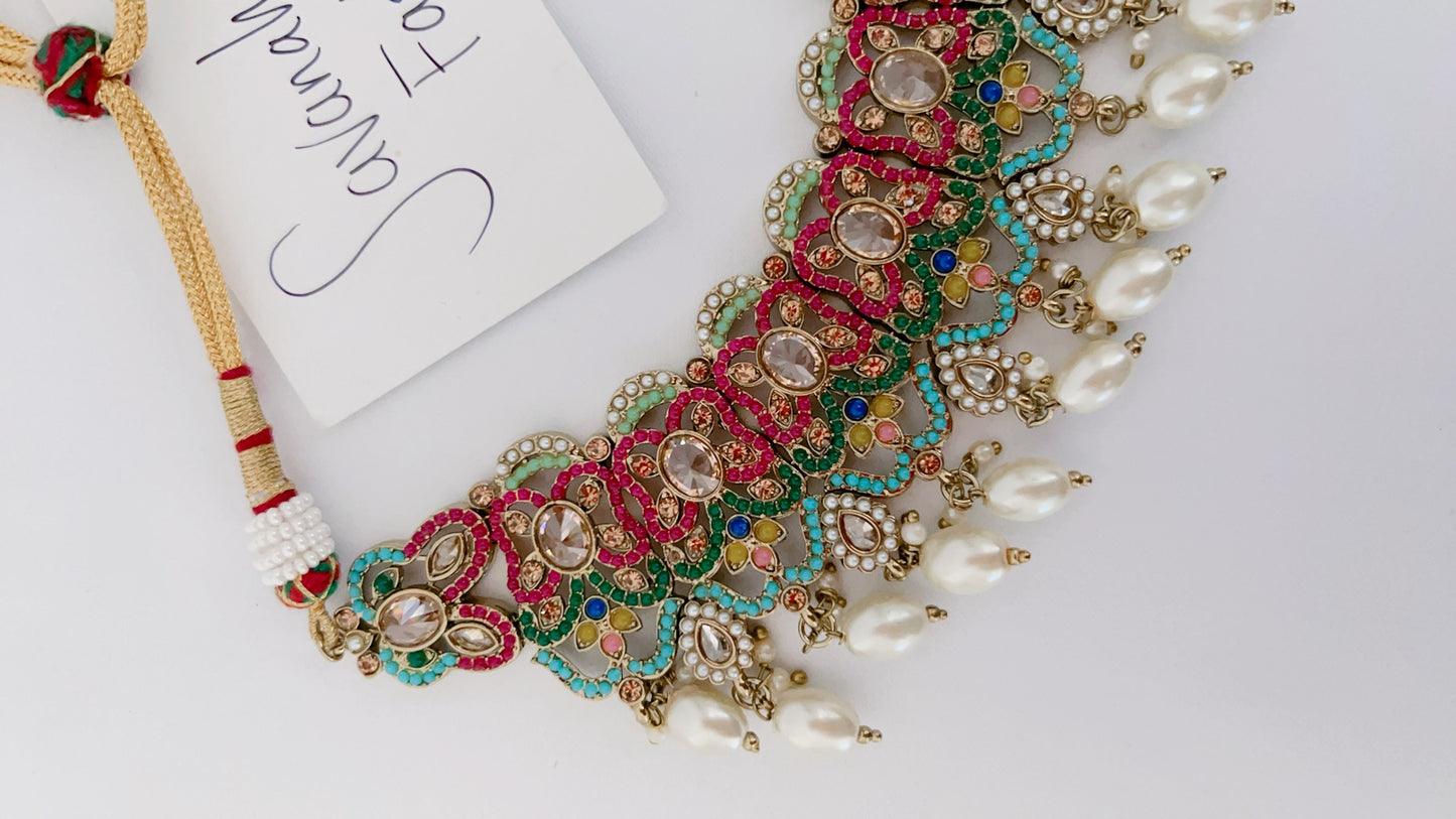 Parul Necklace Set