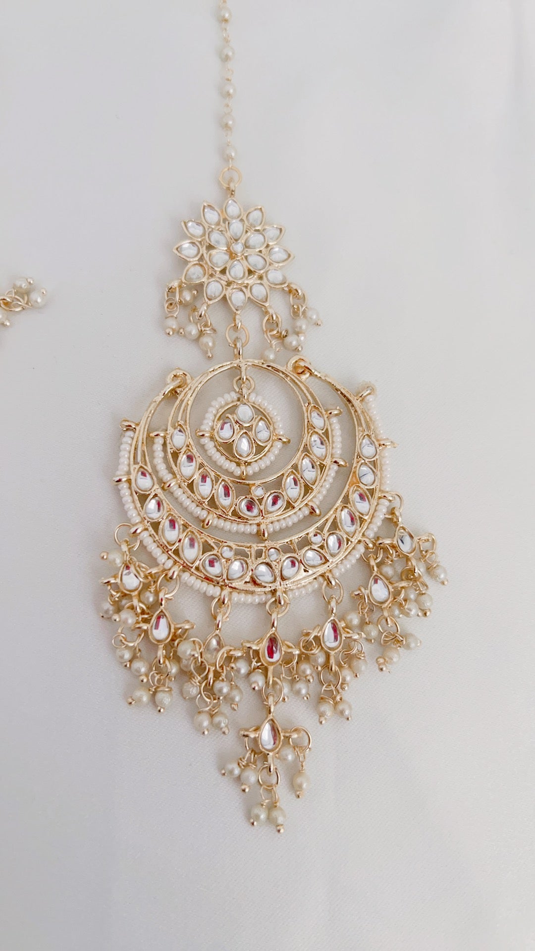Yazhini Necklace Set