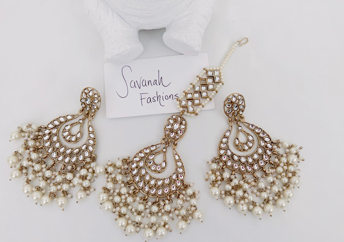 Vaishnavi Tikka Set