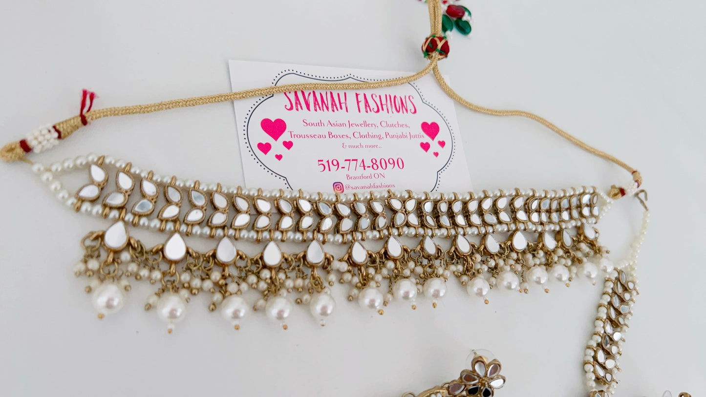 Amrita Necklace Set