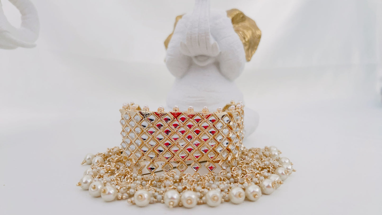 Hema Necklace Set