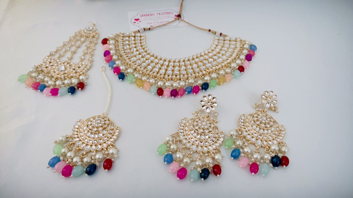 Naia Necklace Set