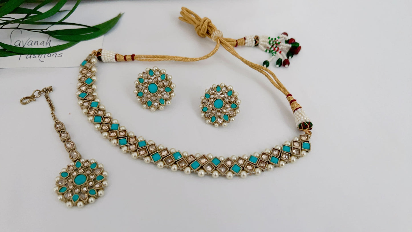 Tammy Necklace Set