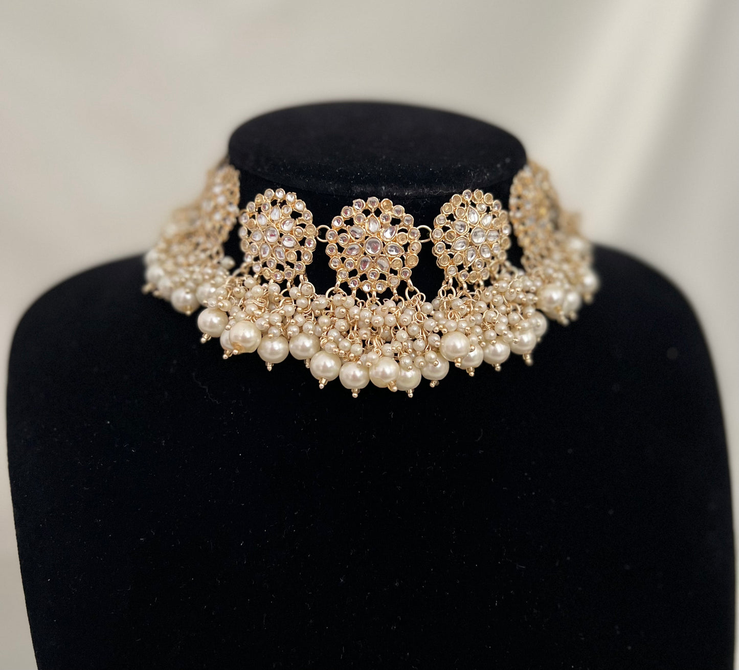 Yami Necklace Set