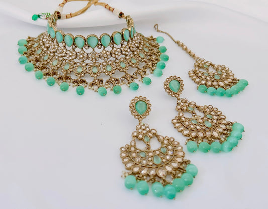 Dhruvi Necklace Set