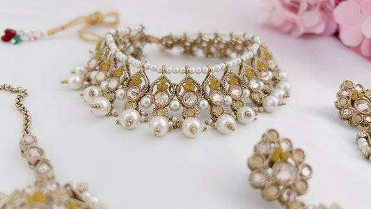 Dorota Necklace Set