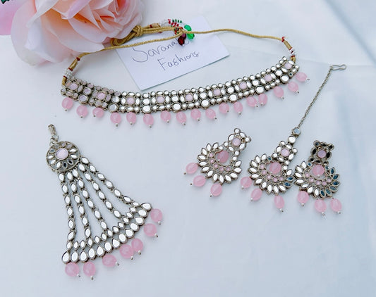 Raneeta Necklace Set
