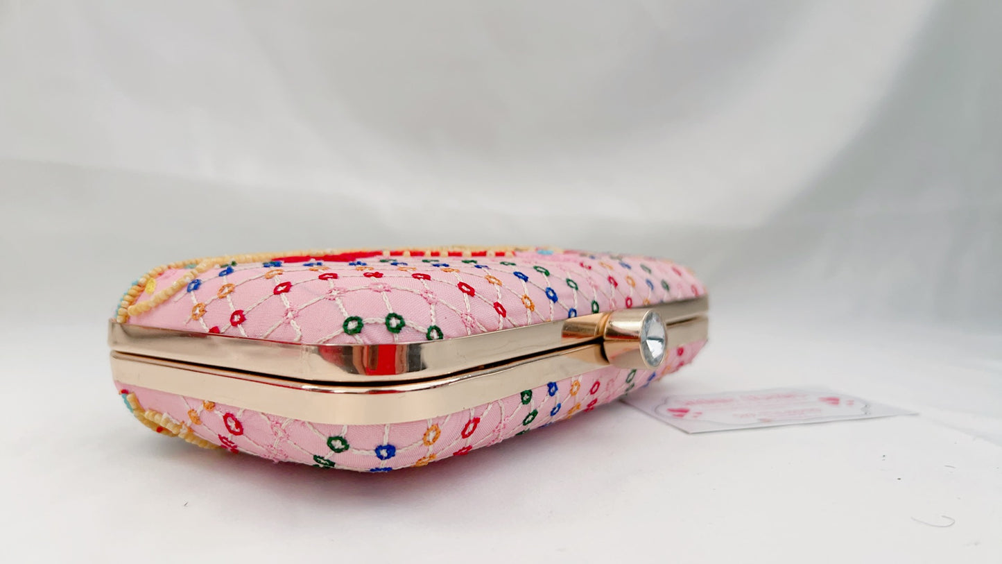 Rimjhim Clutch