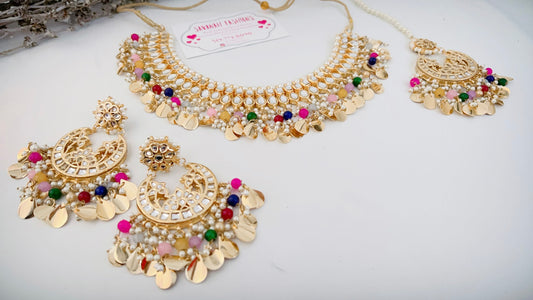 Sharan Necklace Set