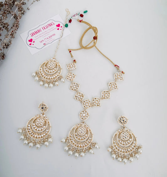 Dalia Necklace Set