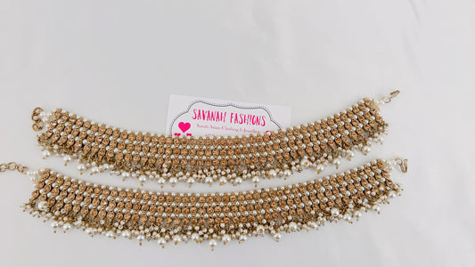 Viveka Anklets