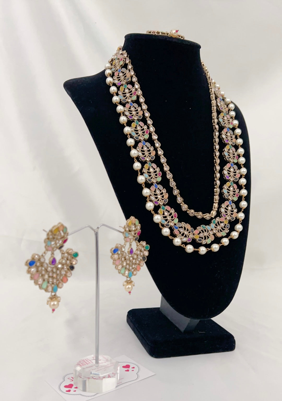 Pari Necklace Set
