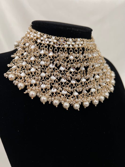 Prabhjot Necklace Set