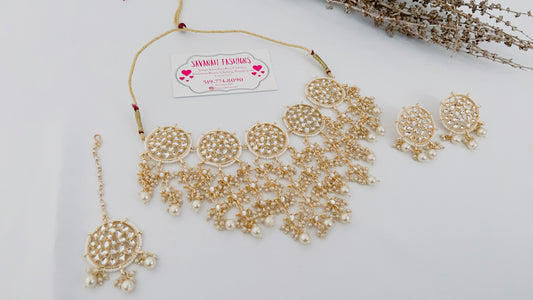 Azbah Necklace Set
