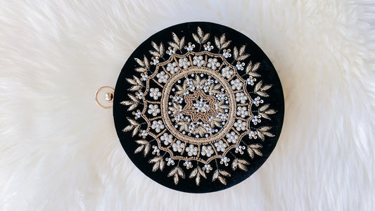 Suhana Clutch