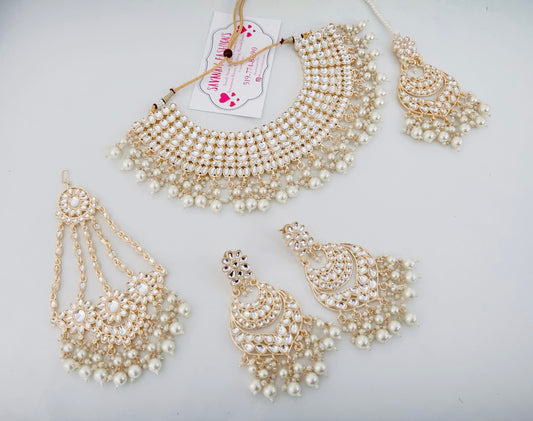 Sushila Necklace Set