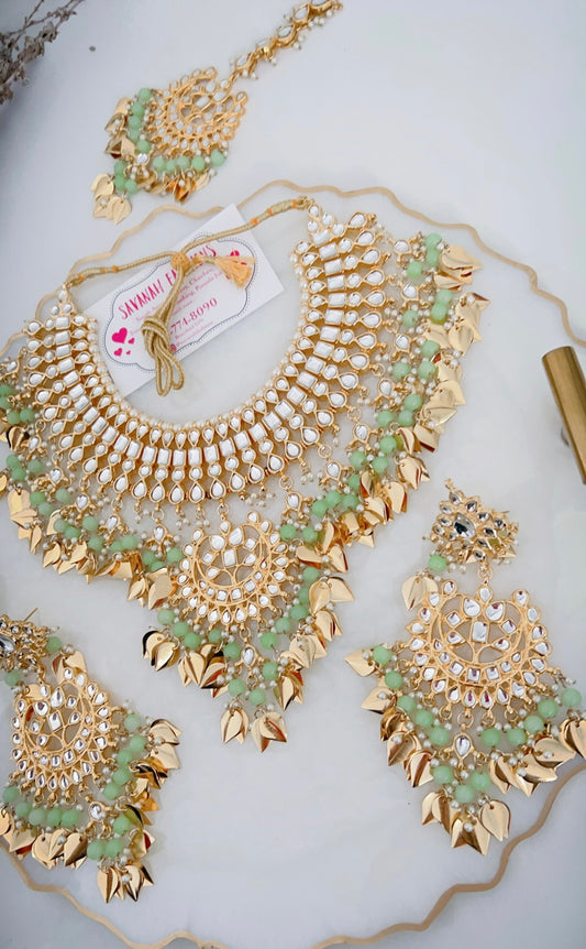 Hailey Necklace Set