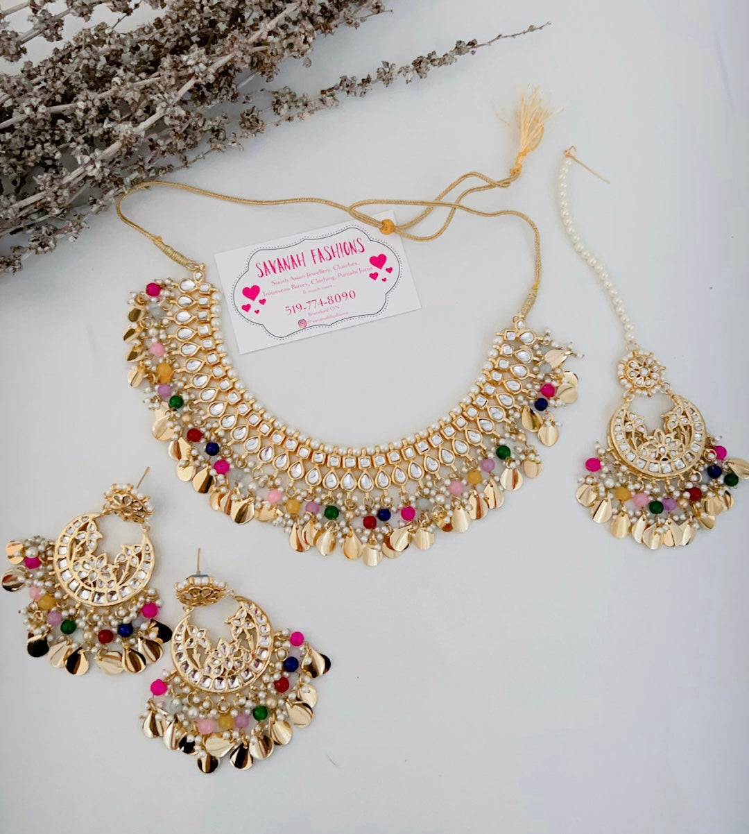 Sharan Necklace Set