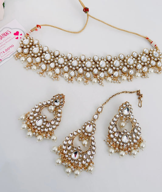 Donna Necklace Set