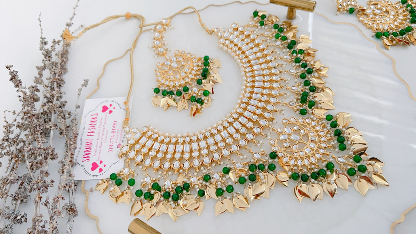 Nasrin Necklace Set