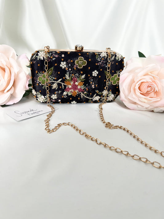 Sakshi Clutch