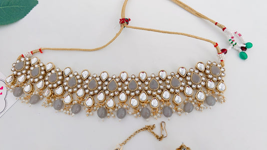 Tanjot Necklace Set