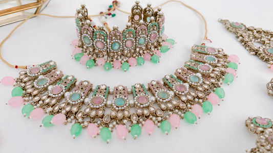 Cortney Necklace Set
