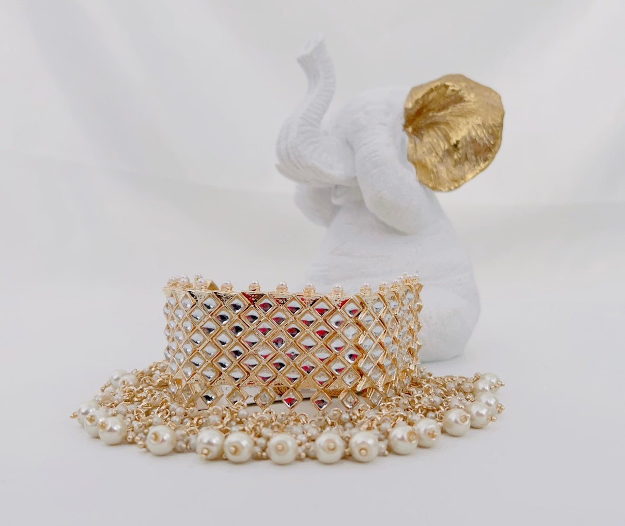 Hema Necklace Set