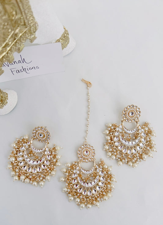 Kairavi Tikka Set