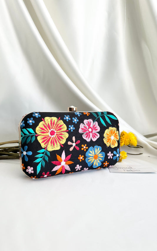 Willow Clutch
