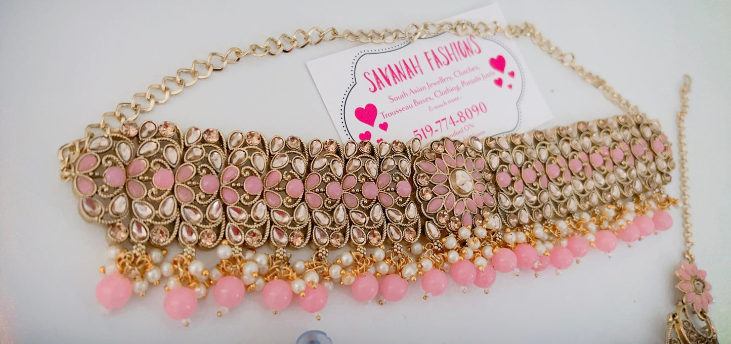 Ravy Choker Set