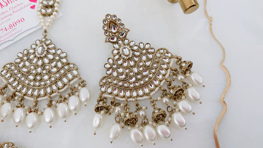 Saveena Tikka Set
