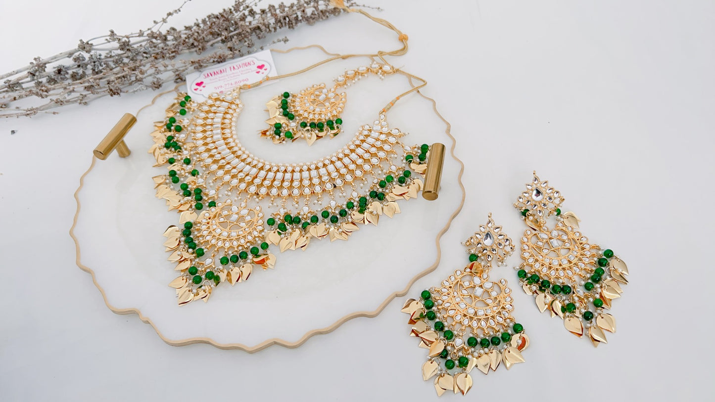 Nasrin Necklace Set