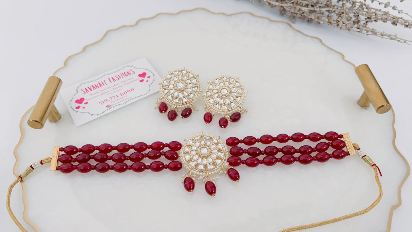 Effat Choker Set