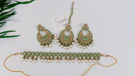 Gilly Choker Set