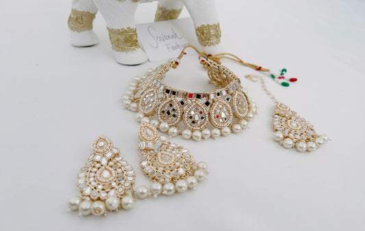 Mehar Necklace Set