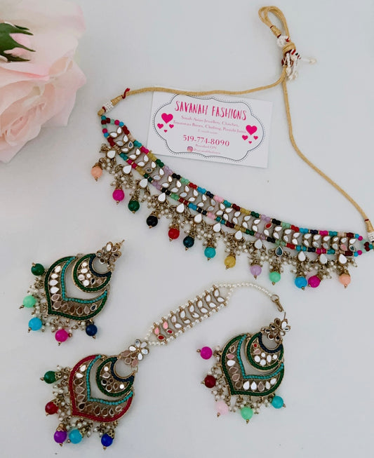 Simi Necklace Set