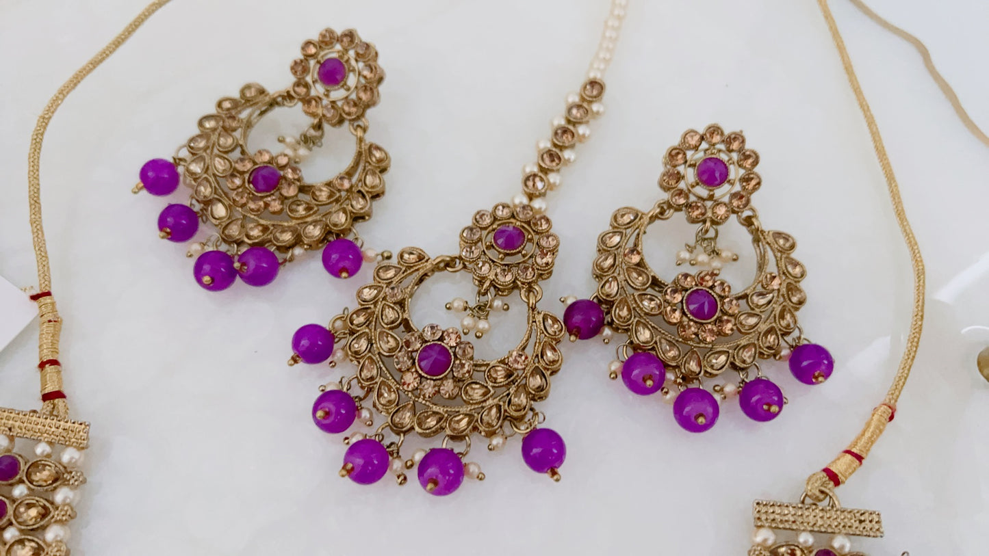 Anoopa Necklace Set