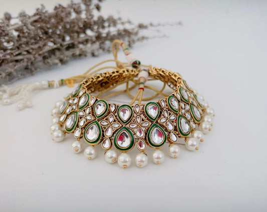Hayah Necklace Set