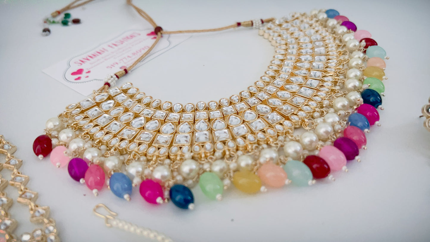 Naia Necklace Set